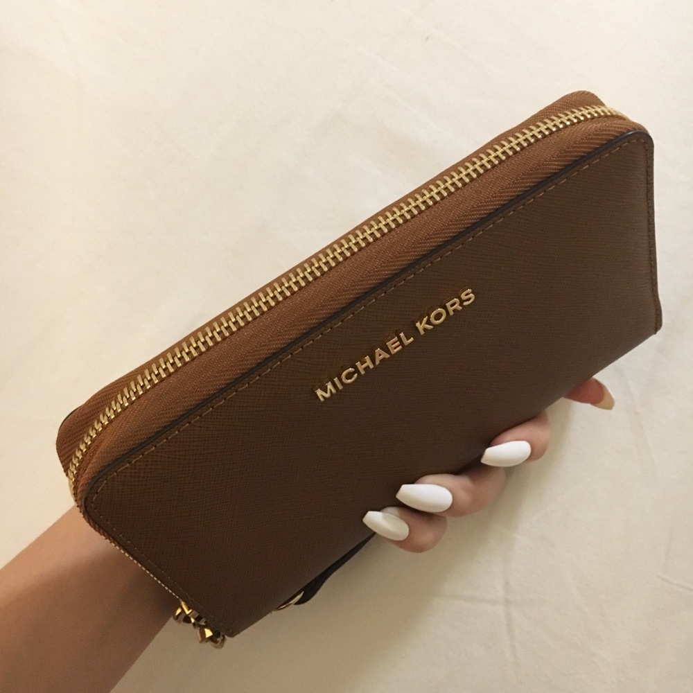 Micheal Kors Wrislet